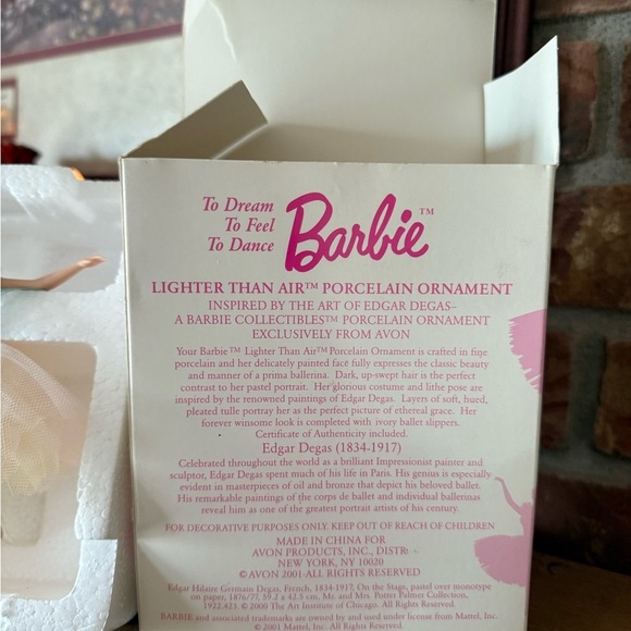 2001 Barbie Christmas Ornament - Picture 9 of 9